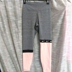 NIKE DRI-FIT Leggings